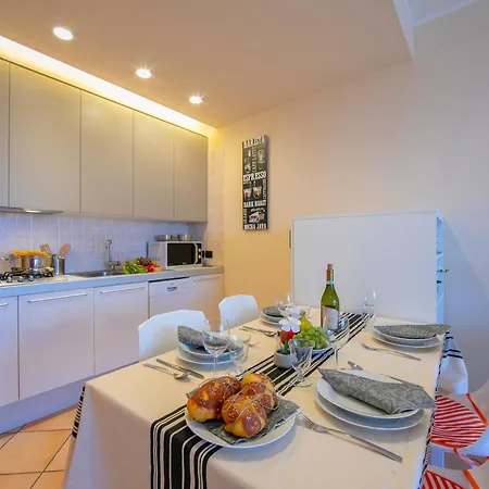 Apartment Vista - Happy Desenzano del Garda